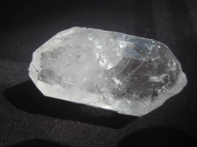 Double-Terminated Quartz(Clear) programmabitlity, amplification of one's intentions, clearing, cleasning, healing 1698